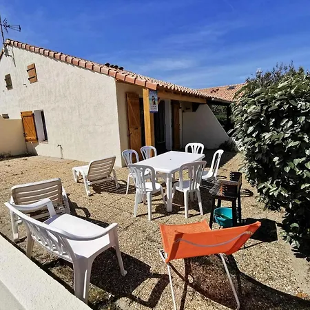 Villa Résidence Les Captivantes - Maisons&villas Pour 6 Personnes 44 *